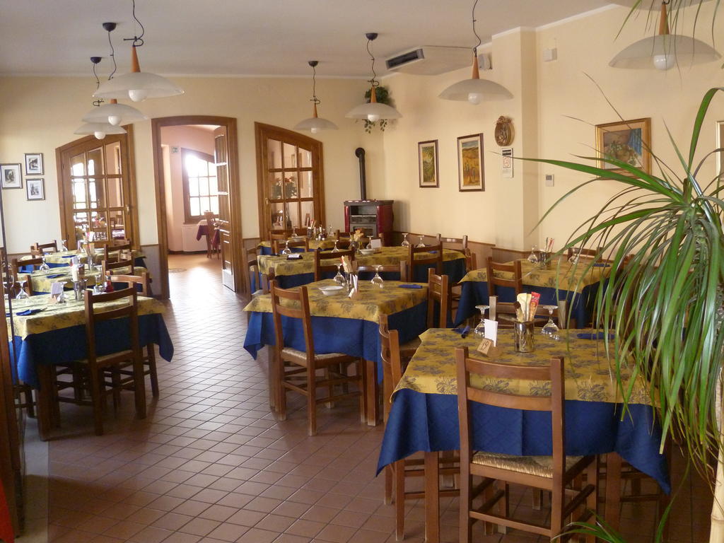 Hotel Da Si-Si Gemona del Friuli Eksteriør billede